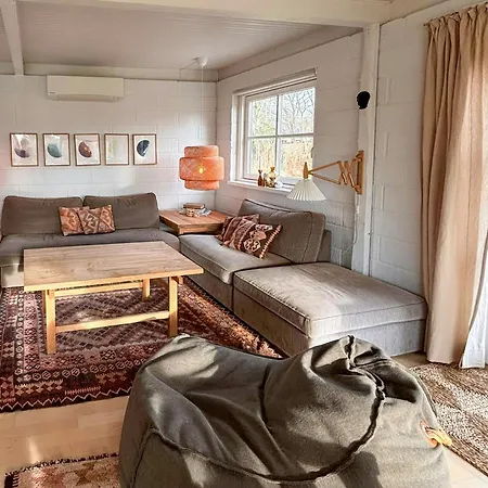 Authentic 1970s House With Garden In Smidstrup